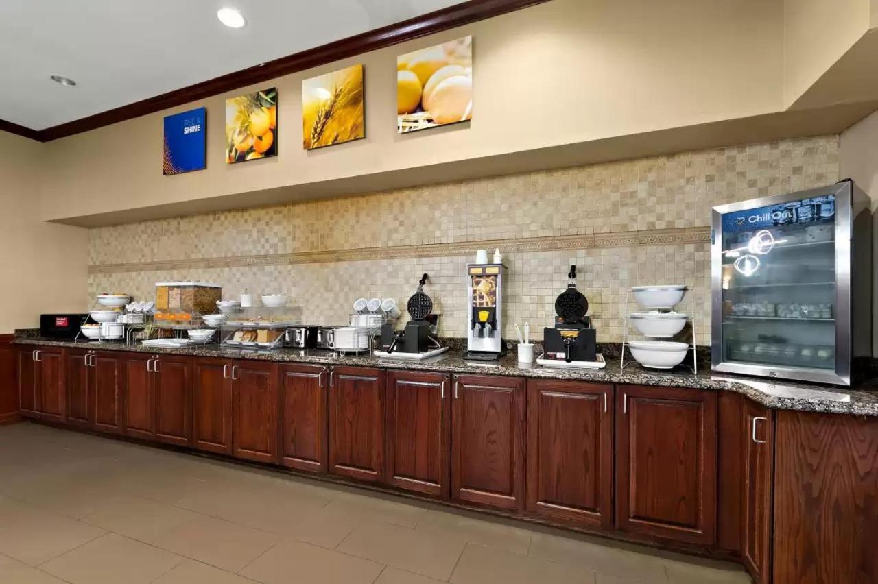 Comfort Suites Central Корпус-Кристи Экстерьер фото