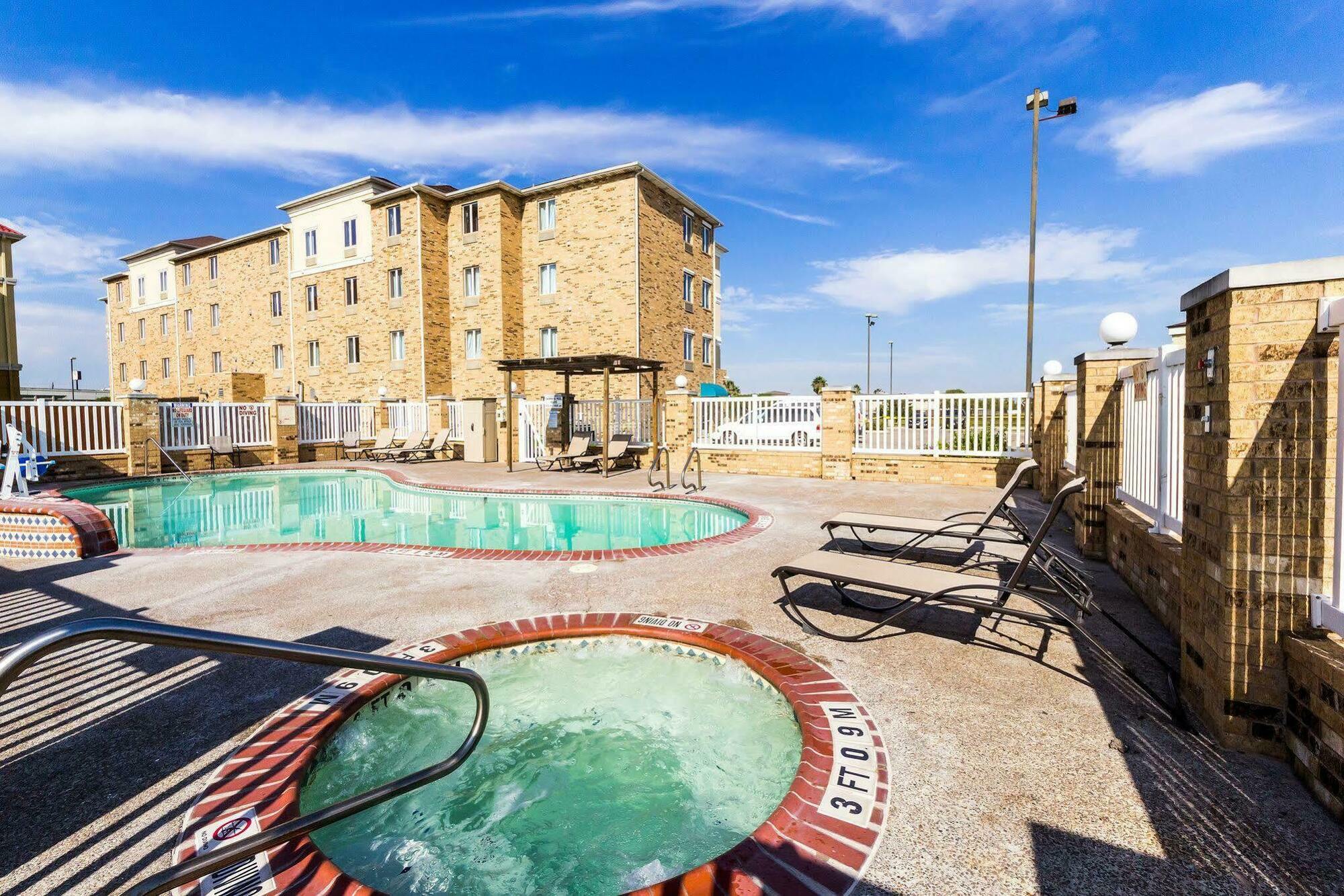 Comfort Suites Central Корпус-Кристи Экстерьер фото